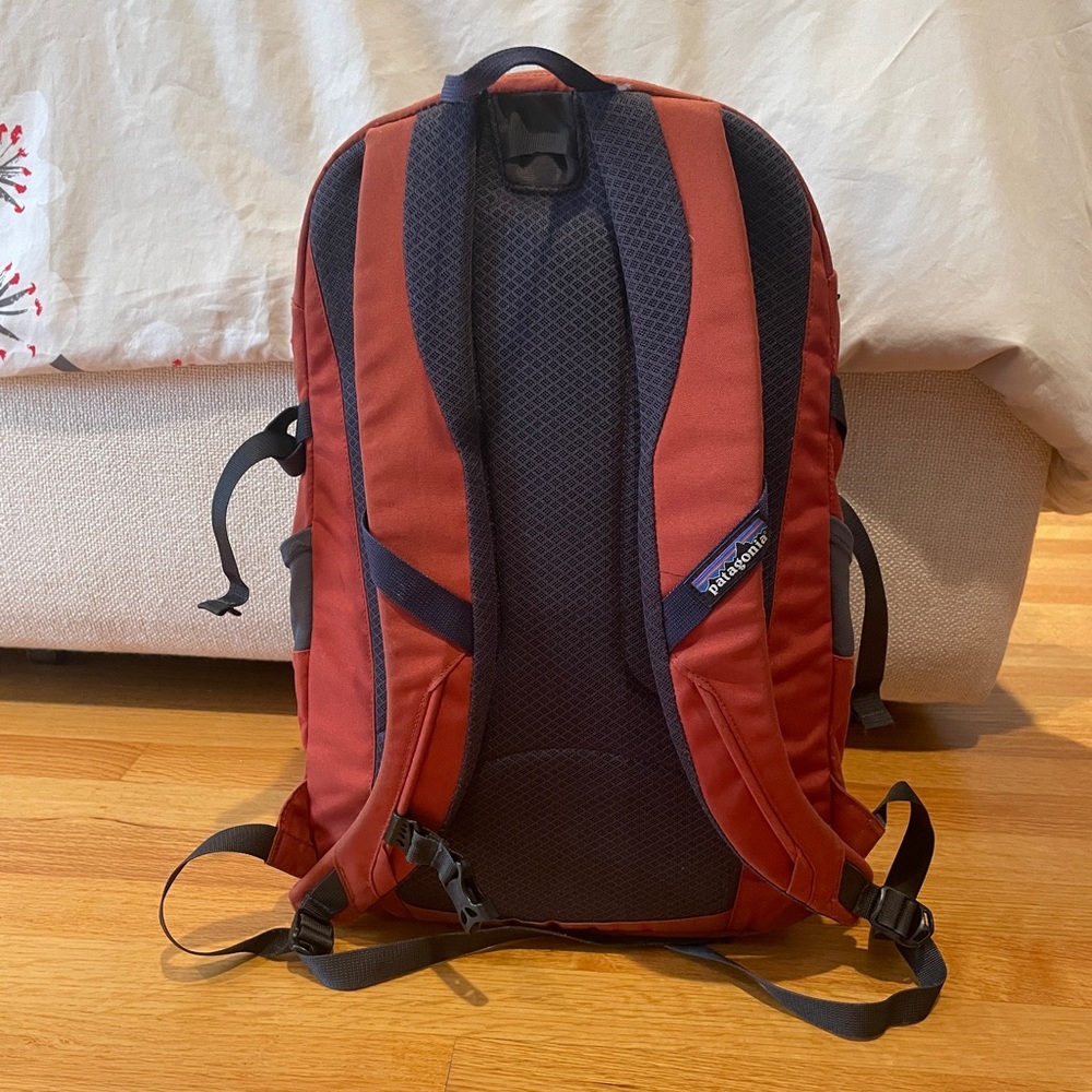 Patagonia Refugio Pack 28L Backpack - Picture 3 of 11